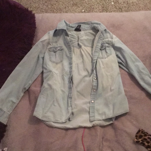 Girls jean jacket - Picture 2 of 3